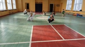 Ходим гусиным шагом. Разница с первым днями тренировок налицо