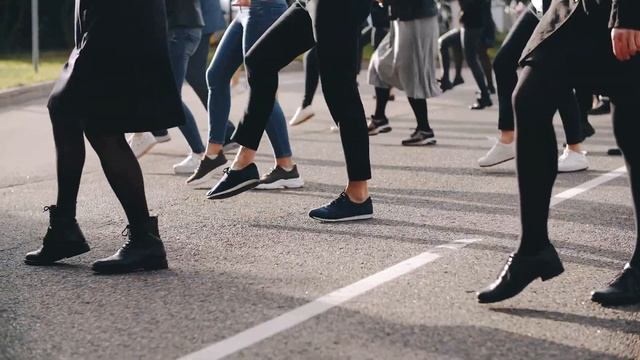 airBaltic Participates in Jerusalema Dance Challenge смотреть онлайн