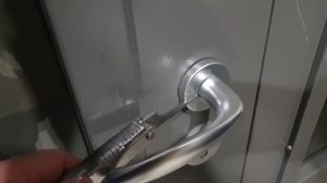 Как снять дверную ручку. Итальянский замок BAY 18