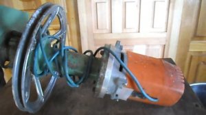 Самодельный Лобзиковый станок  из стиральной и швейной машины