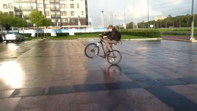 на заднем колесе) смотреть онлайн