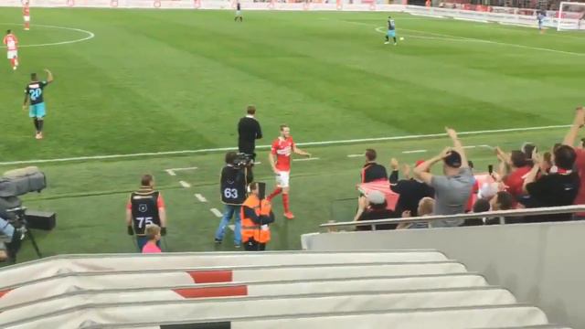 Шюррле провожают стоя. смотреть онлайн