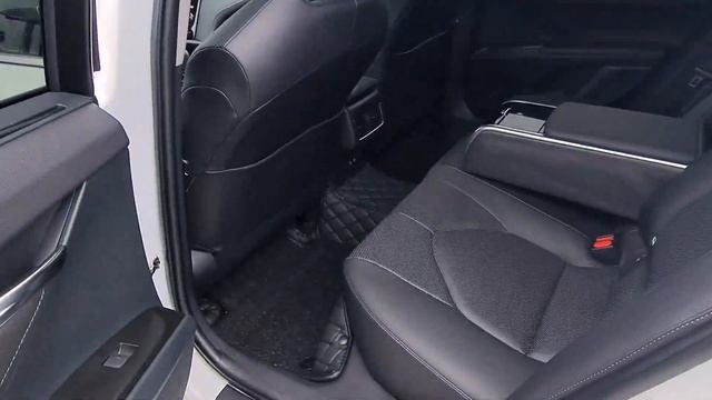 Toyota Camry, Executive Safety, 3,5 смотреть онлайн