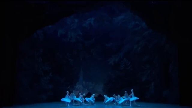 NUTCRACKER - Waltz of the Snowflakes (Mariinsky Ballet) смотреть онлайн