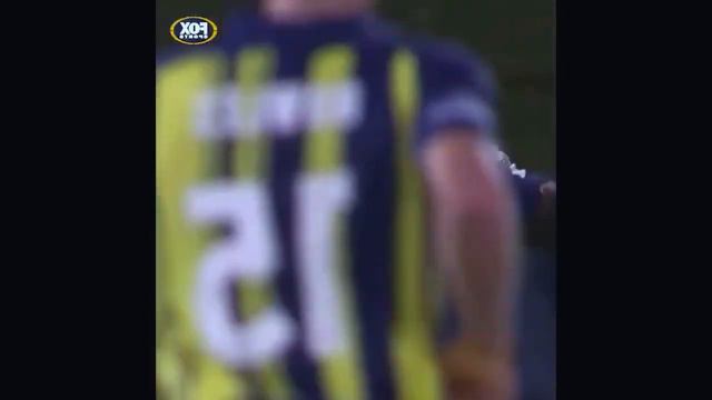 Усэйн Болт забил свой первый ГОЛ!! Дебют в профессиональном футболе! смотреть онлайн