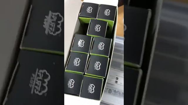 Одноразовая электронная сигарета Puff plus на 800 тяг в одном блоке 10 штук испарителя одного вкуса смотреть онлайн