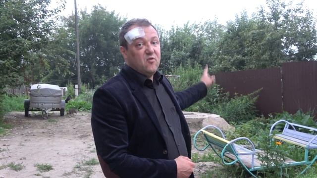 Аромат цветов не перебивает запаха говна - детская площадка на ул. Лесной в Октябрьском районе смотреть онлайн