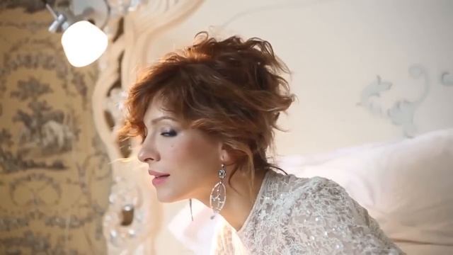 Елена Подкаминская в блиц-ответах в рамках фотосессии для журнала "Glamour" смотреть онлайн
