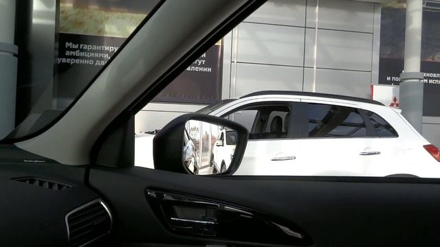 Mitsubishi Eclipse Cross. Мицубиси Эклипс Кросс. смотреть онлайн