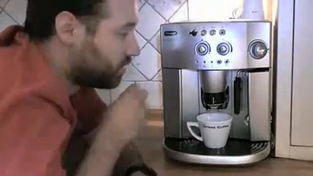 Delonghi Full Automatic ESAM 4200 смотреть онлайн