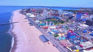 Алекс Брежнев в Нью-Йорке