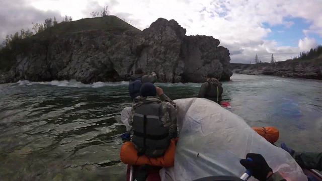 Прохождение порога Манюка и порога № 10, вид с катамарана смотреть онлайн