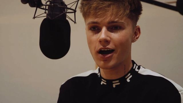 "I Wish I Had a Disguise In School!" HRVY and Elz The Witch | JD In The Duffle Bag Podcast смотреть онлайн