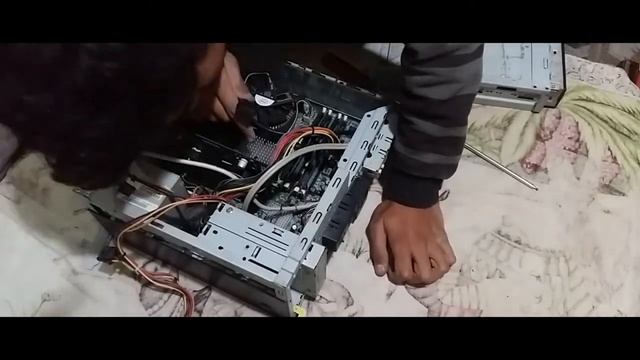 Editing PC Build Pakistan | Assembling my Computer for Video Editing. MALIK ZAEEM ZAHID VLOG 12 смотреть онлайн