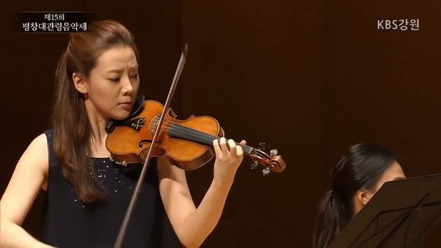 Clara-Jumi Kang: Debussy, Violin Sonata in G Minor смотреть онлайн