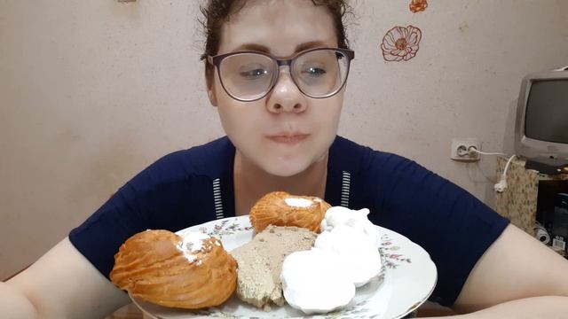 Мукбанг сладости/Мужчины любят пышек смотреть онлайн
