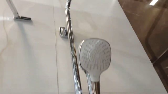Hansgrohe 27363000 Raindance E 300 1jet 600 showerpipe душевая система смотреть онлайн