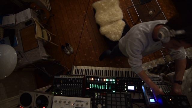 Bootstrap jam for 303 day смотреть онлайн