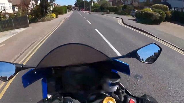R1Liz - Suzuki GSXR1000R - BikeSafe смотреть онлайн