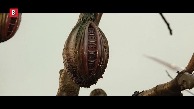 The Bladed Grass Scene | Æon Flux | CLIP смотреть онлайн