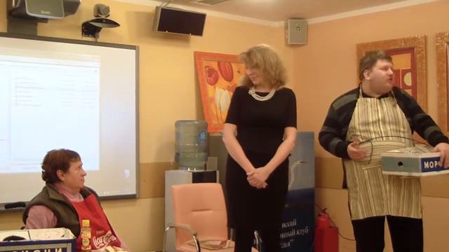 Наталья Мерцалова сыграла в пьесе "Конкуренция" смотреть онлайн