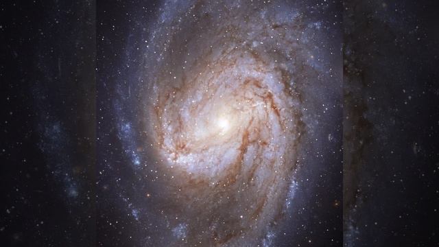 Spiral Galaxy NGC 3583 by Hubble Space Telescope смотреть онлайн