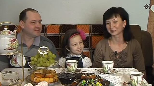 Успешная семья Шибаевых. Апрель 2013 год. смотреть онлайн