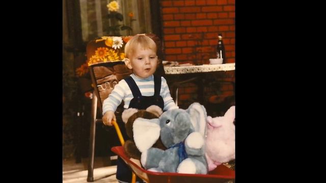 Nadja Broholm - Når Du Sover смотреть онлайн