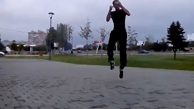 Двойной Аксель на полу смотреть онлайн