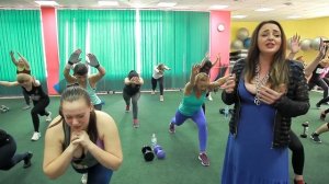 Анна Куркурина -сушим бедра и руки  дома