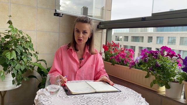 Что делает девушку привлекательной? Простые правила красоты смотреть онлайн