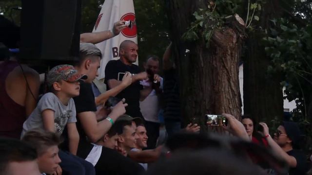 Фрэглы перед боем У Мопса и Мартыненко смотреть онлайн