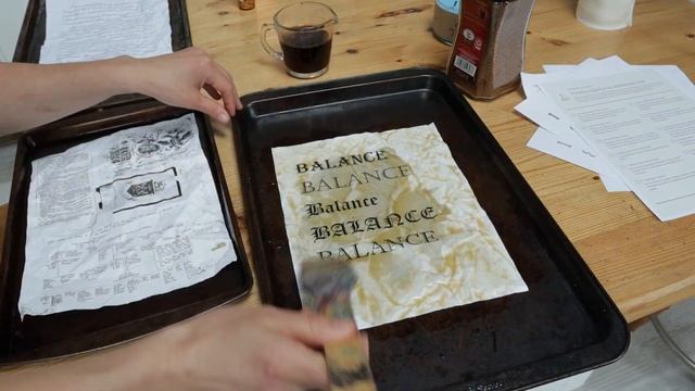 How I Make Vintage Paper for Collage смотреть онлайн
