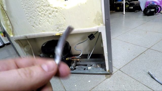 Ремонт холодильника Beko\ Нетипичная утечка смотреть онлайн