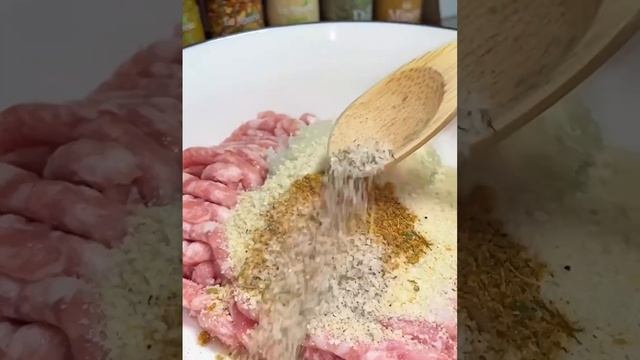 «Гнезда» с грибами и сыром.