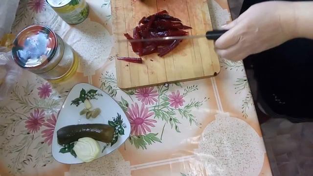 Общение со зрителями .Готовка салата смотреть онлайн