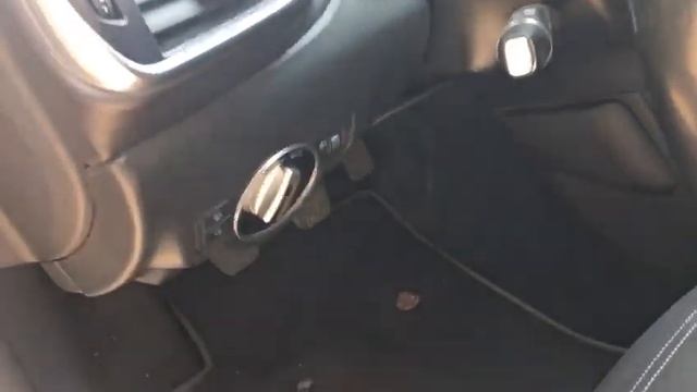 INFINITI Q30 1.5d Business смотреть онлайн