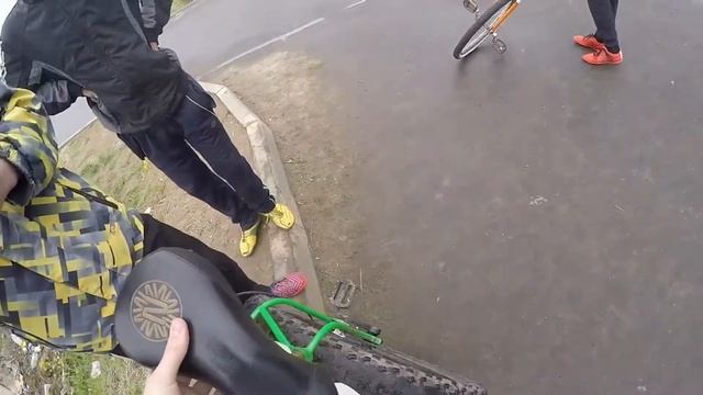 Школота на унициклах смотреть онлайн