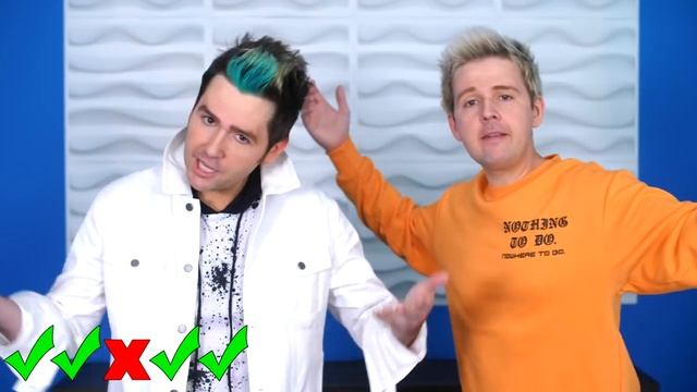 WHAT'S IN THE BOX CHALLENGE UNDERWATER! смотреть онлайн