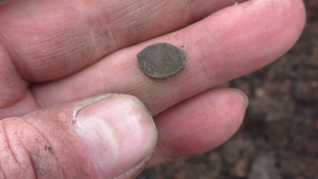 #ШУРФ / УДАЧНО ЗАШУРФИЛИСЬ НА ФУНДАМЕНТАХ - НАХОДКИ ЛЕЗУТ !!