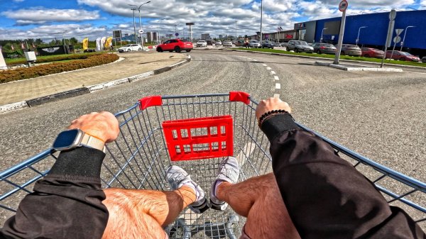 2024 ТЕЛЕЖКА ИЗ СУПЕРМАРКЕТА - ТЕСТ-ДРАЙВ ОТ ПЕРВОГО ЛИЦА