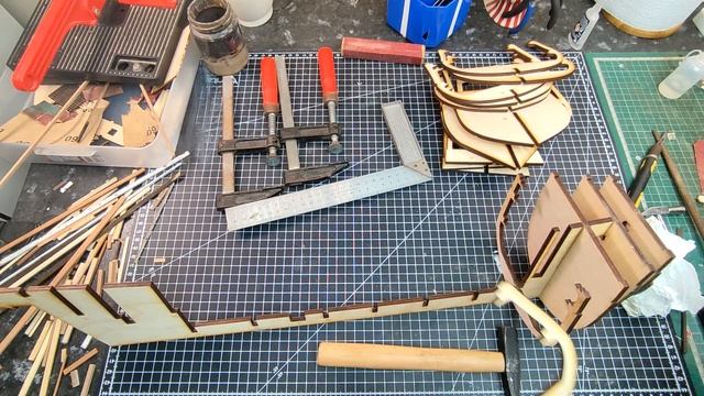 The Black Pearl model ship - part 2 - The skeleton | Scratch build from plans wooden model ship смотреть онлайн