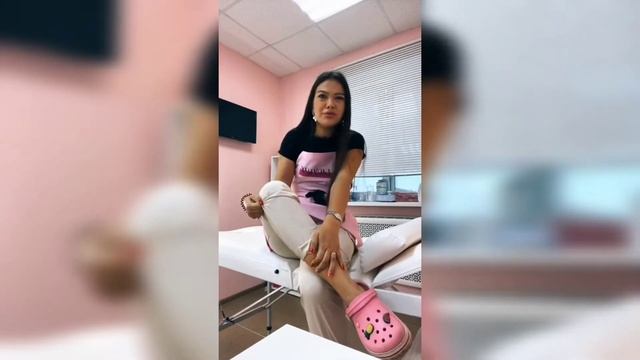 Подборка видео трендов из Тик Ток "Посмотри какая красивая у меня нога" смотреть онлайн