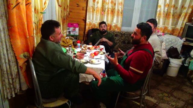 Отмечаем окончание сезона с гармонью и песнями смотреть онлайн