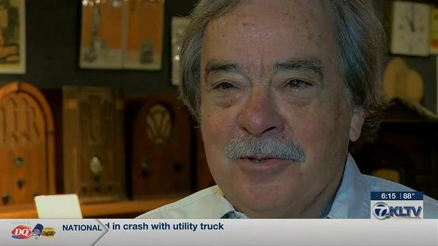 East Texans react to automakers phasing out AM radio in new electric vehicles смотреть онлайн