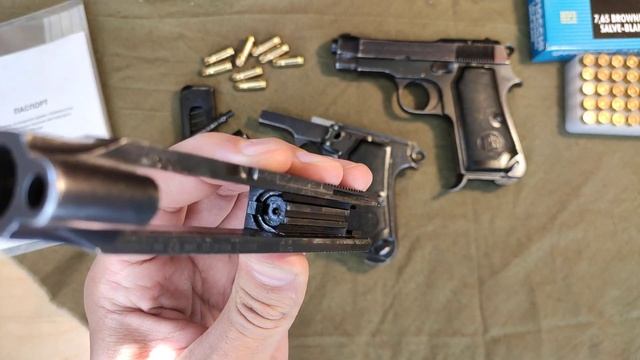 Итальянская Beretta M1935 (Списанный Охолощенный пистолет M35-O от РОК под холостой патрон .32 ACP) смотреть онлайн