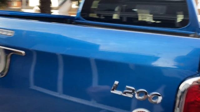 Mitsubishi L200 2.4 DI-D DC Barbarian 4WD Euro 6 4dr2016 (66)49,300 miles Diesel Manual Blue ULEZ смотреть онлайн