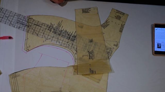 Sizing Up Commercial Patterns to Plus Sizes, Using Simplicity 8941 смотреть онлайн