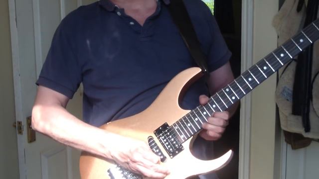 Joe Satriani Love Thing Cover on Ibanez RG470 смотреть онлайн