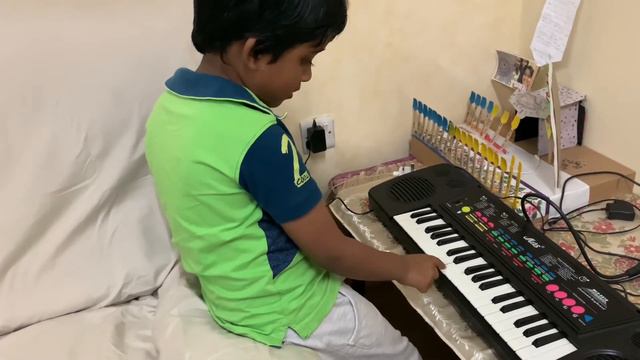 DO RE MI SONG WITH KEYBOARD/PIANO|played by Sannidhya смотреть онлайн